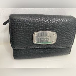 Small Michael Kors wallet